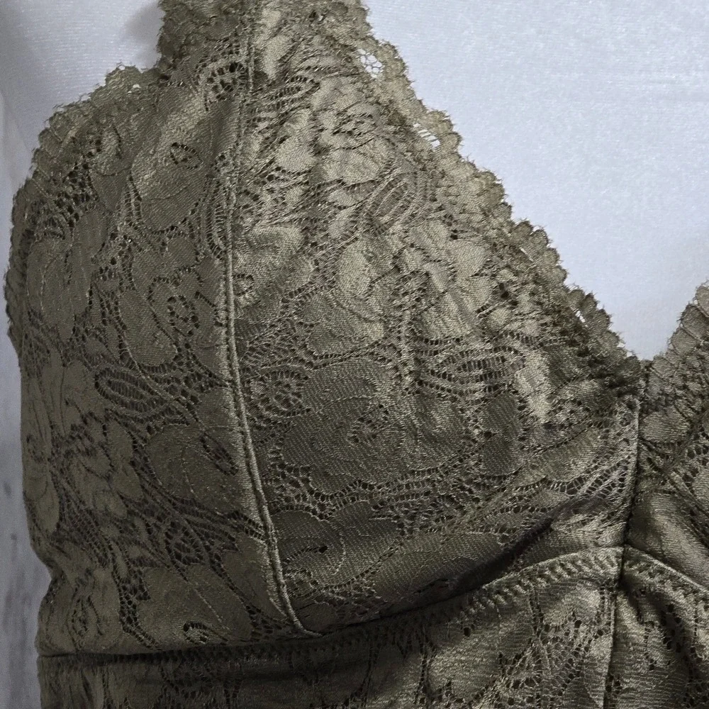 Zenana Olive Green Floral Lace  Racerback Bralette Size XL - Picture 2 of 7